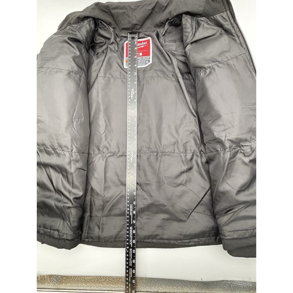 *SOLD* - MILWAUKEE M12 WOMEN'S MEDIUM M HEATED JACKET Excellent Condition. - Picture 13 of 16